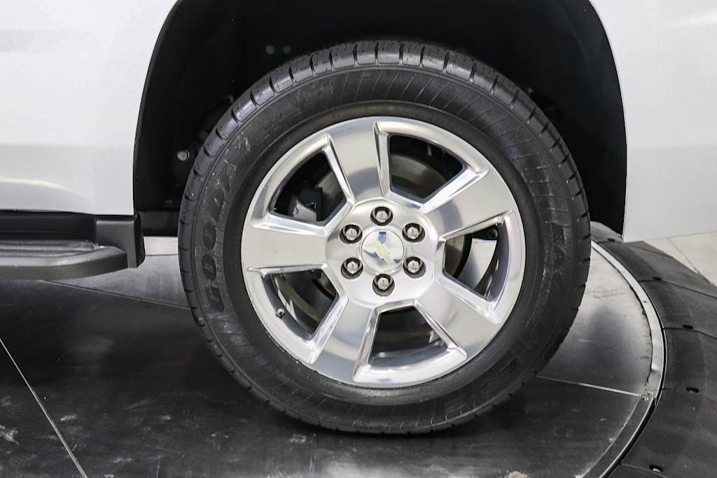 Thumbnail: 2017 Chevrolet Tahoe - 22