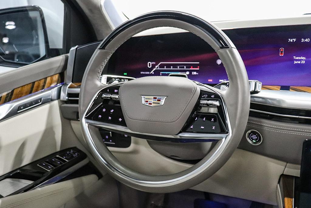 Thumbnail: 2025 Cadillac Escalade - 9
