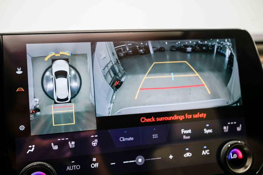 Thumbnail: 2024 Lexus RX - 28