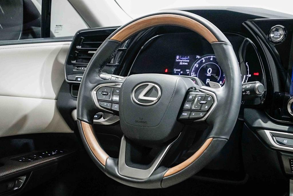 Thumbnail: 2024 Lexus RX - 13