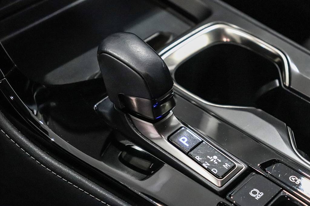 Thumbnail: 2024 Lexus ES - 13