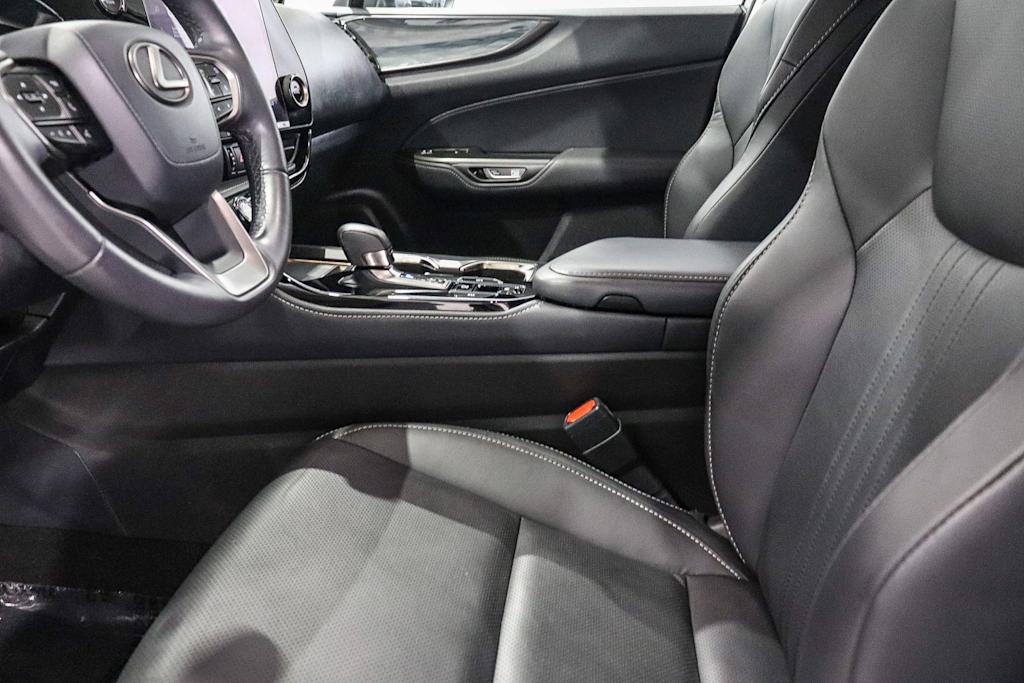Thumbnail: 2024 Lexus ES - 10