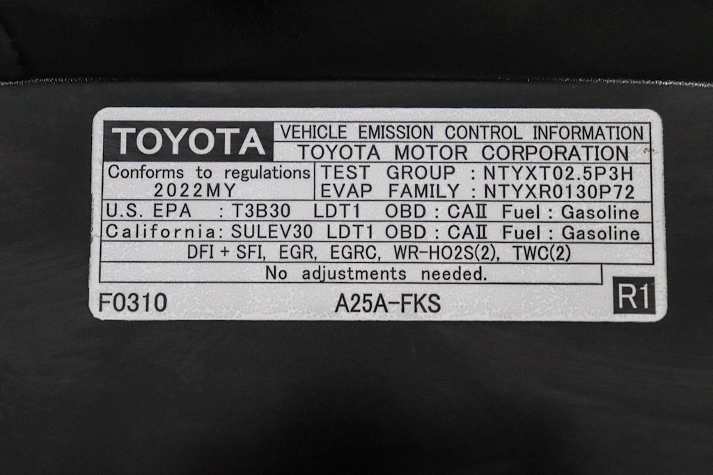 Thumbnail: 2022 Toyota RAV4 - 15
