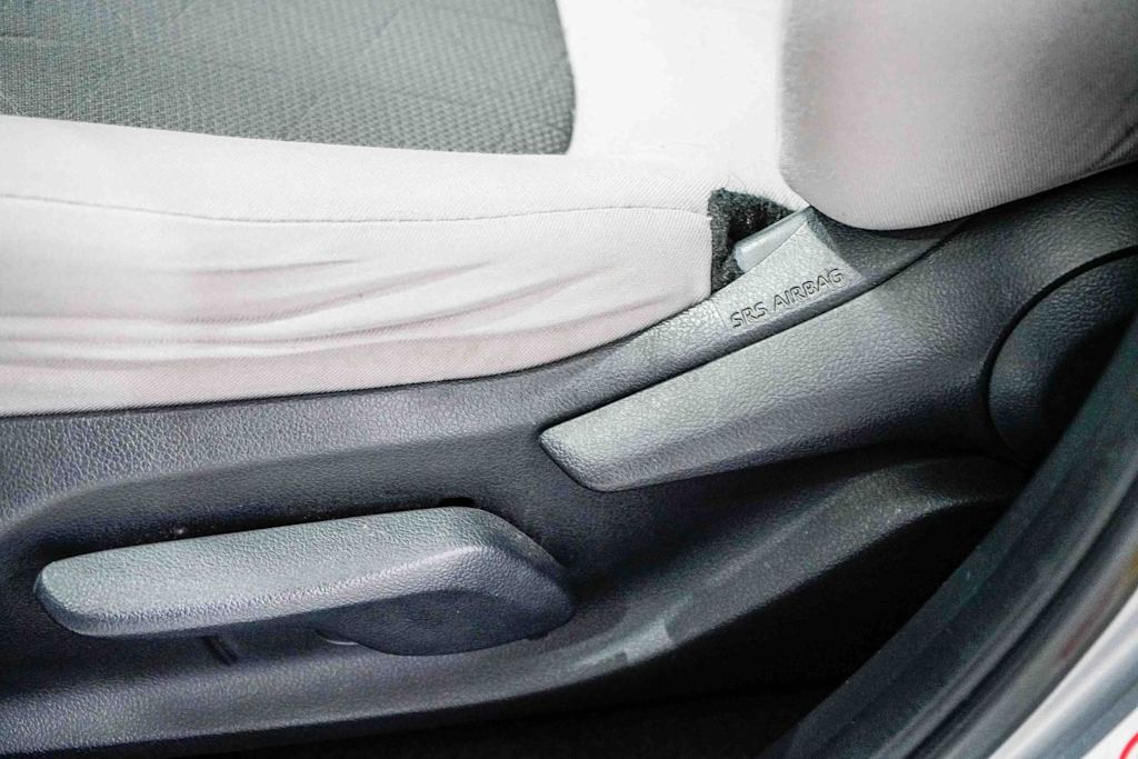 Thumbnail: 2019 Toyota RAV4 - 26