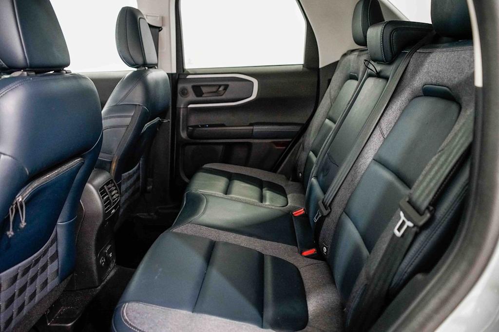 Thumbnail: 2022 Ford Bronco Sport - 11