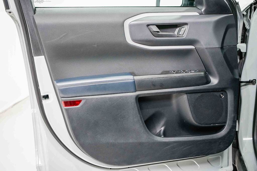 Thumbnail: 2022 Ford Bronco Sport - 23