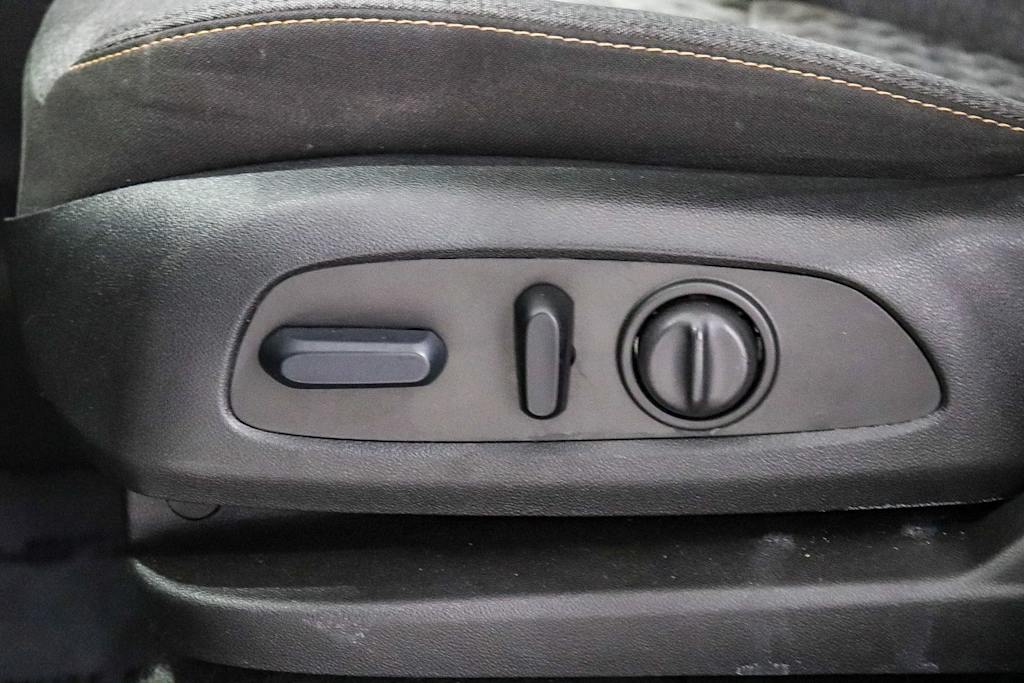 Thumbnail: 2023 Chevrolet Equinox - 24