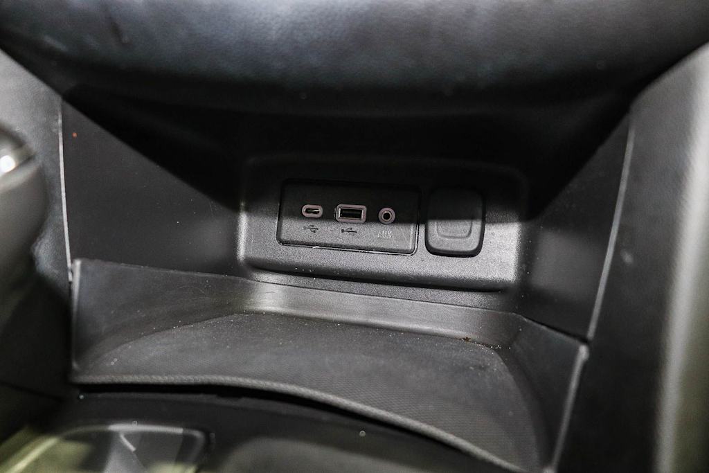 Thumbnail: 2019 Chevrolet Equinox - 26