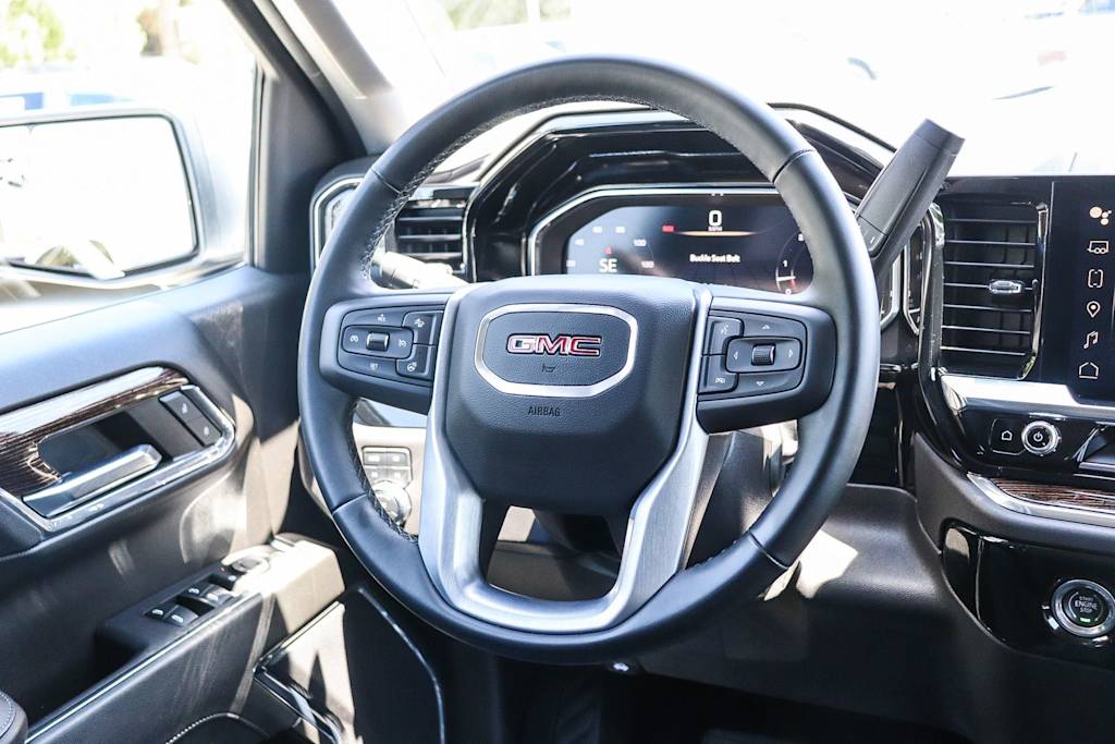 Thumbnail: 2024 GMC Sierra 1500 - 8