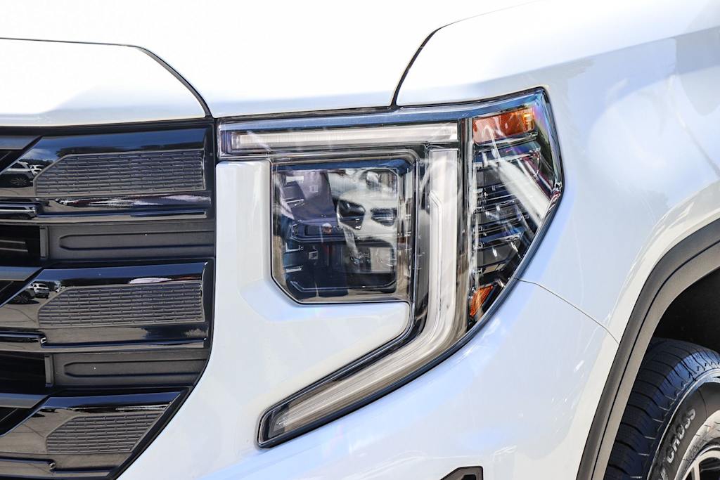 Thumbnail: 2024 GMC Sierra 1500 - 20