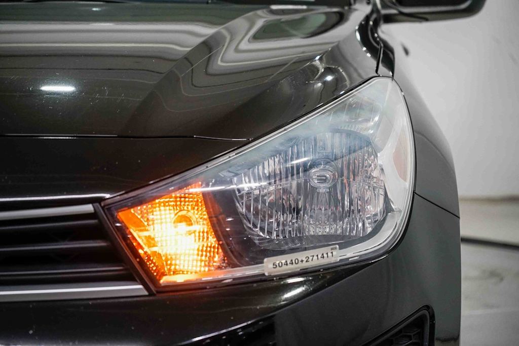 Thumbnail: 2021 Kia Rio - 20