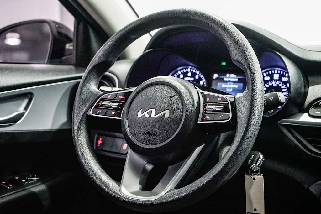 Thumbnail: 2023 Kia Forte - 11