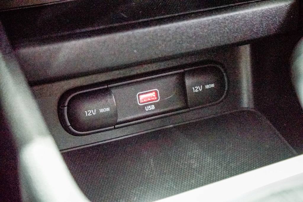 Thumbnail: 2023 Kia Forte - 25