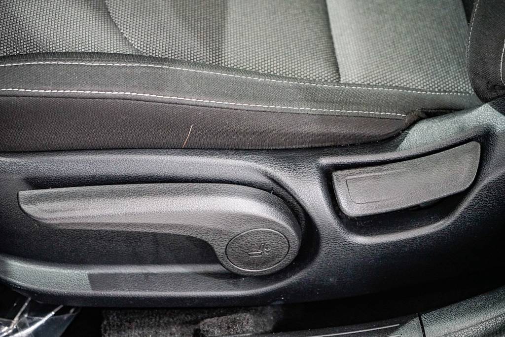 Thumbnail: 2023 Kia Forte - 24