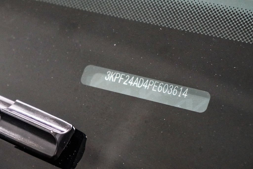 Thumbnail: 2023 Kia Forte - 16