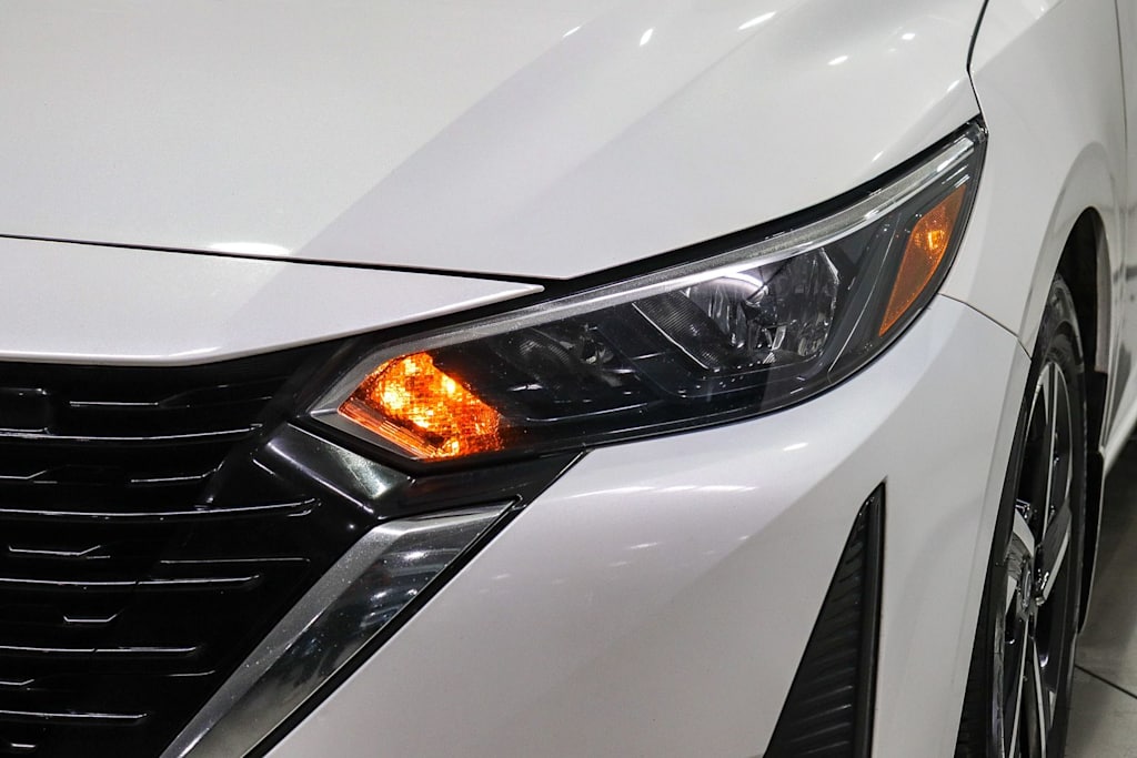 Thumbnail: 2024 Nissan Sentra - 19