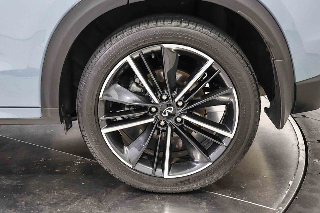 Thumbnail: 2022 INFINITI QX55 - 20