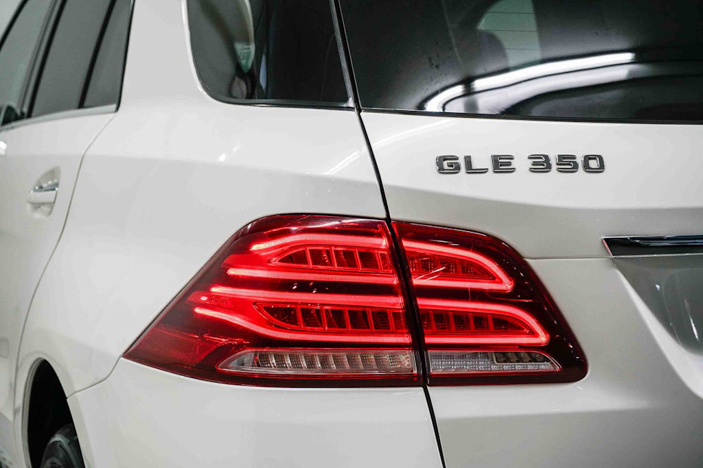 Thumbnail: 2017 Mercedes-Benz GLE - 21