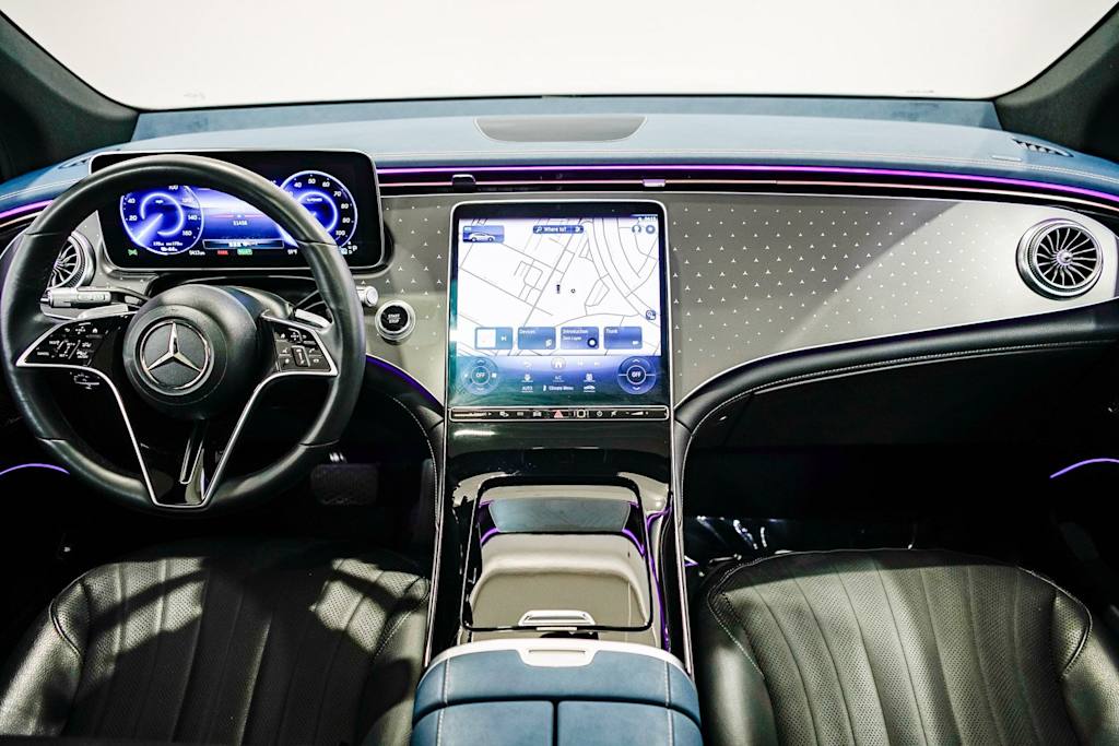 Thumbnail: 2023 Mercedes-Benz EQS - 2