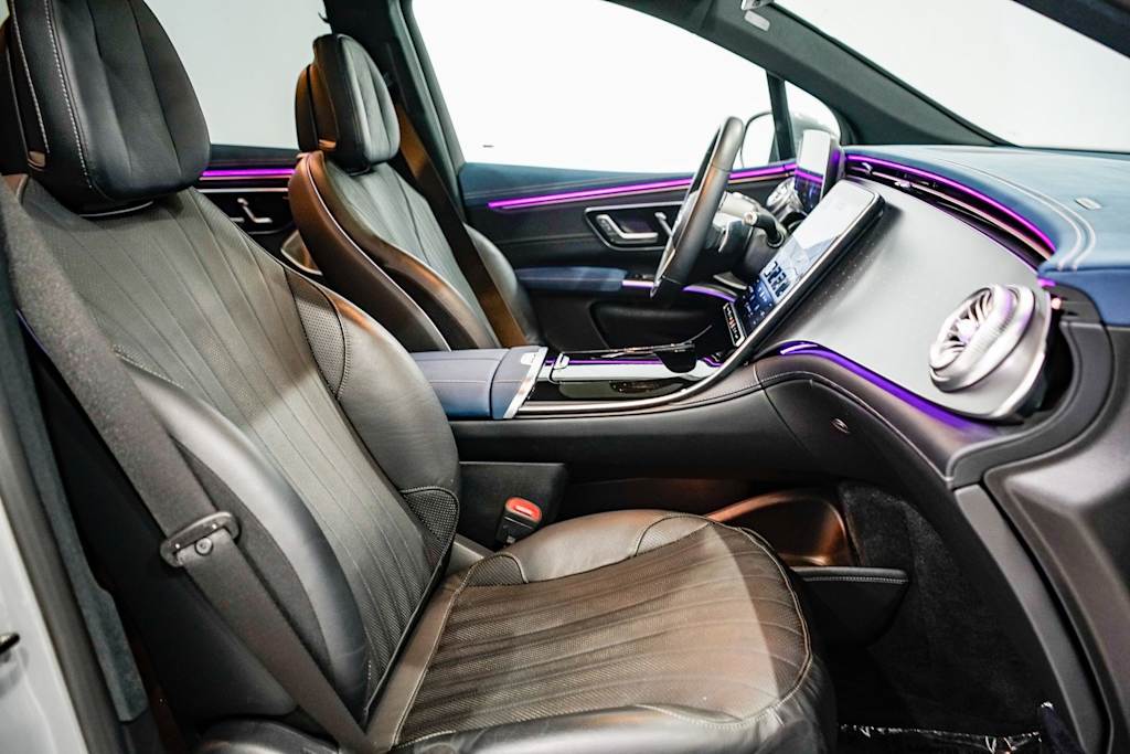 Thumbnail: 2023 Mercedes-Benz EQS - 8