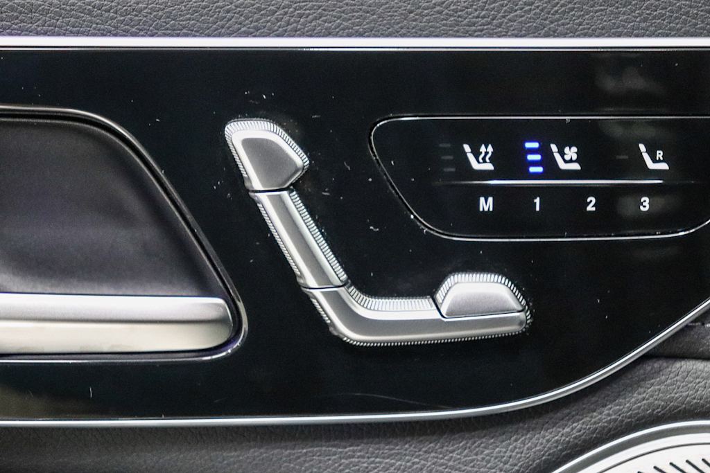Thumbnail: 2024 Mercedes-Benz EQS - 26