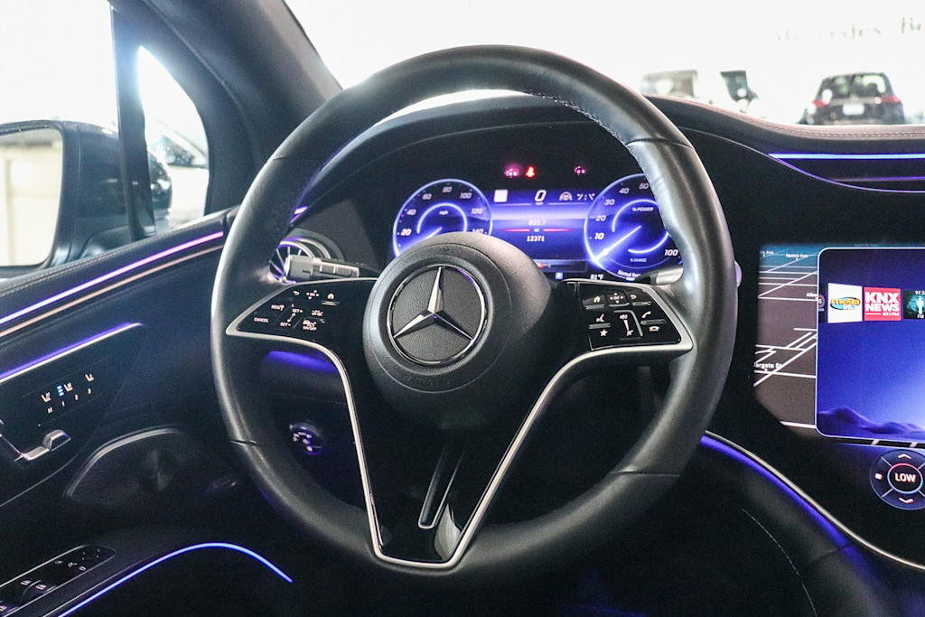 Thumbnail: 2024 Mercedes-Benz EQS - 7