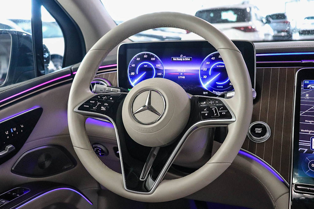 Thumbnail: 2023 Mercedes-Benz EQS - 8