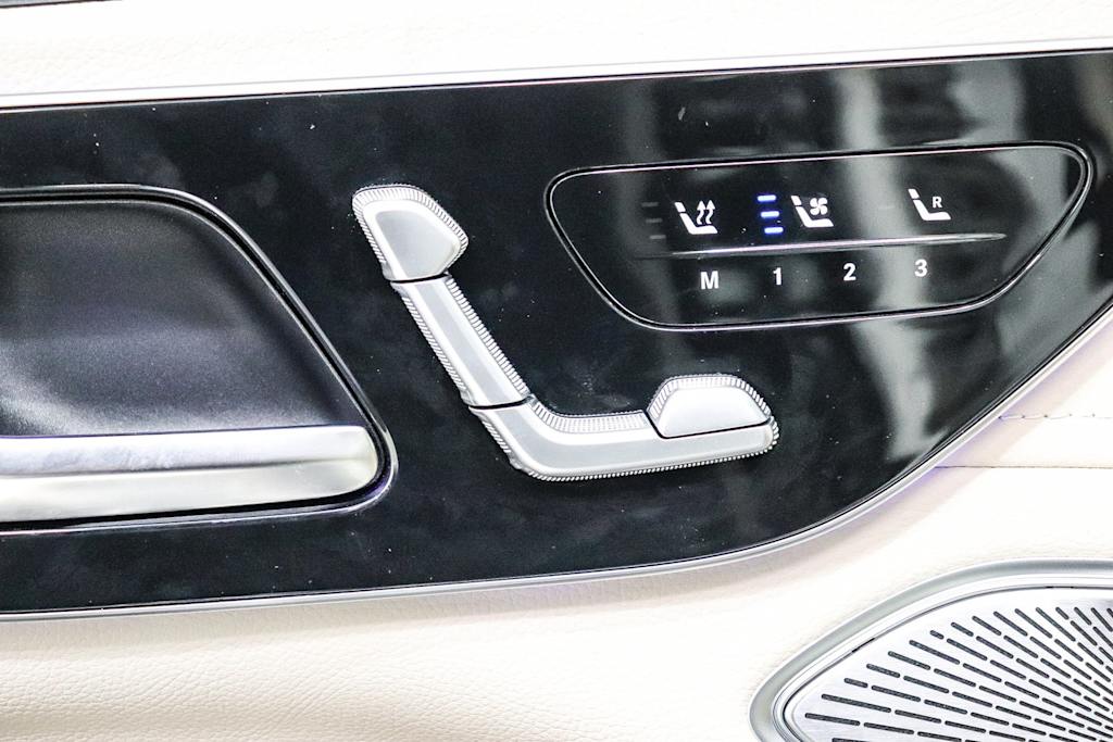 Thumbnail: 2027 Mercedes-Benz EQS - 23