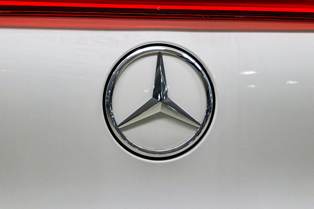 Thumbnail: 2027 Mercedes-Benz EQS - 20