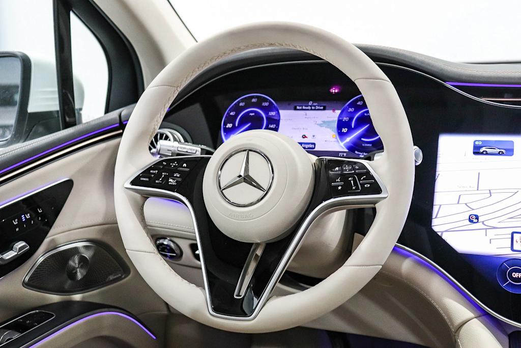 Thumbnail: 2027 Mercedes-Benz EQS - 8