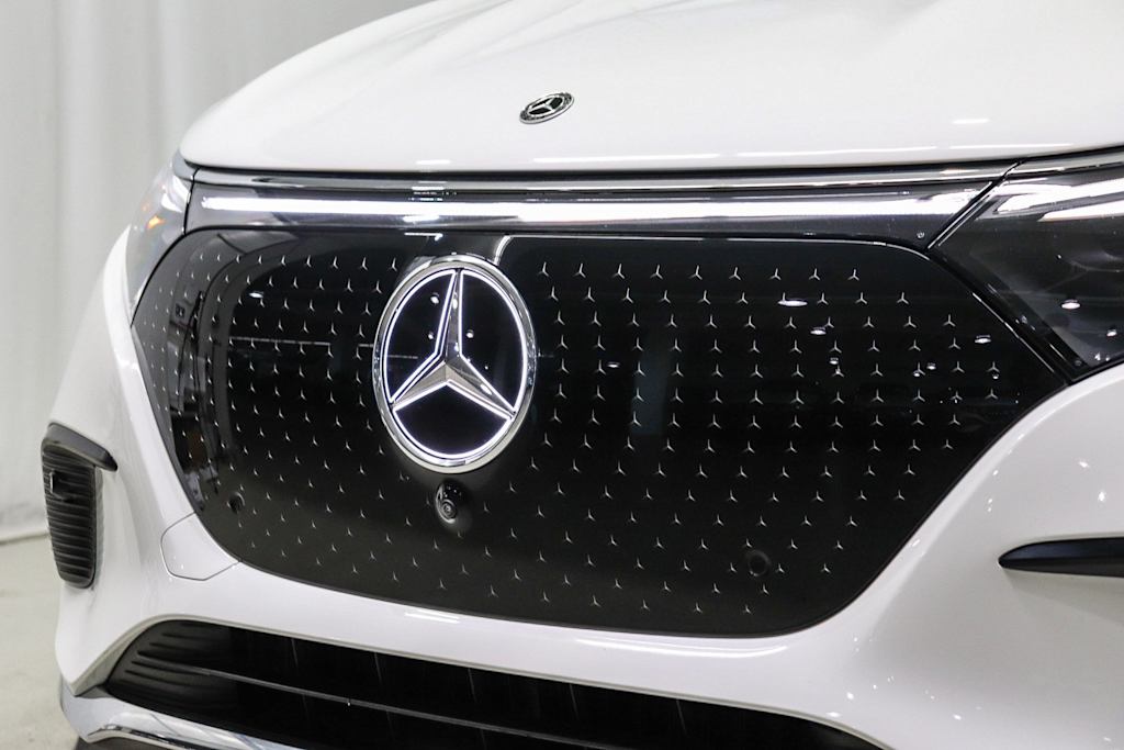 Thumbnail: 2024 Mercedes-Benz EQS - 6