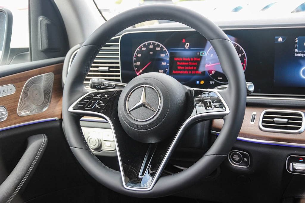 Thumbnail: 2026 Mercedes-Benz GLE - 9