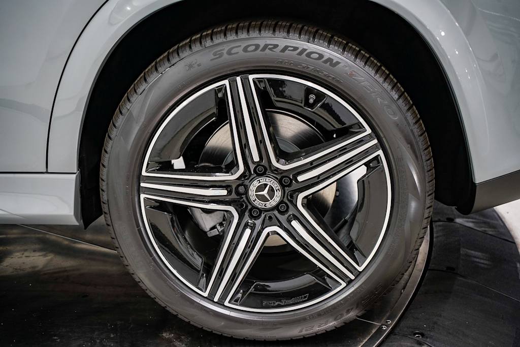 Thumbnail: 2025 Mercedes-Benz GLE - 7