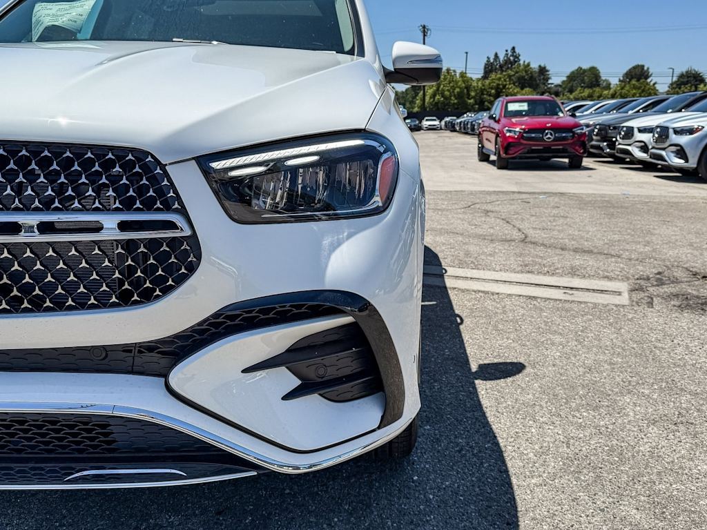 Thumbnail: 2025 Mercedes-Benz GLE - 19