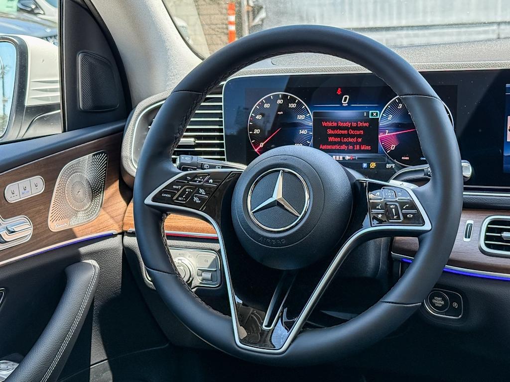 Thumbnail: 2025 Mercedes-Benz GLE - 12