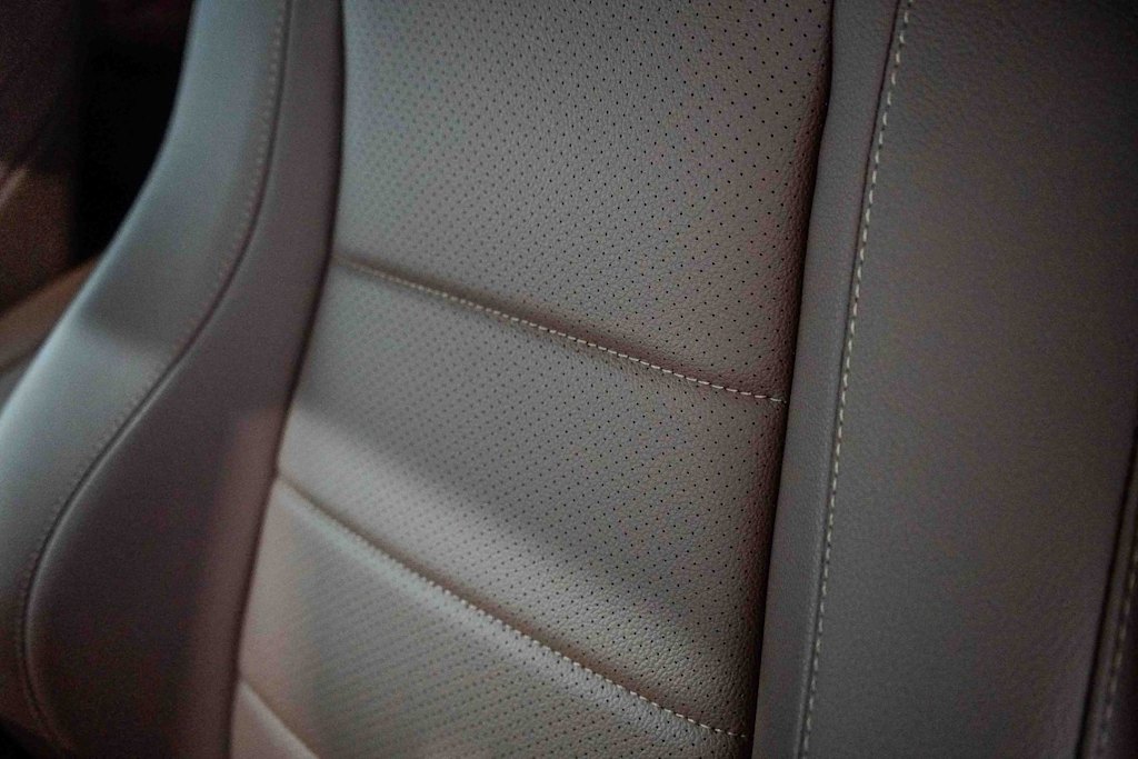 Thumbnail: 2026 Mercedes-Benz GLE - 26