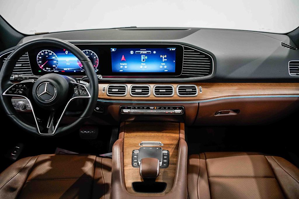 Thumbnail: 2026 Mercedes-Benz GLE - 2