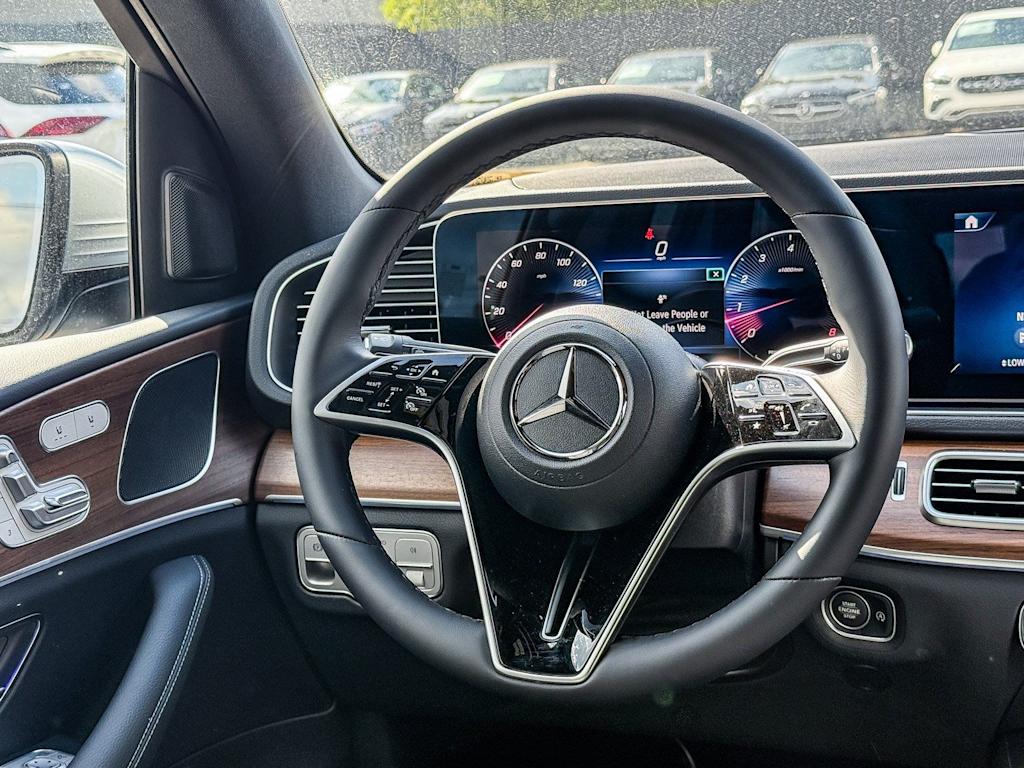 Thumbnail: 2026 Mercedes-Benz GLE - 13