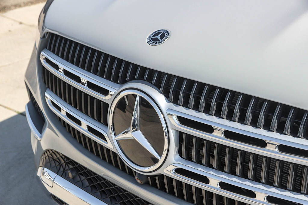Thumbnail: 2026 Mercedes-Benz GLE - 6