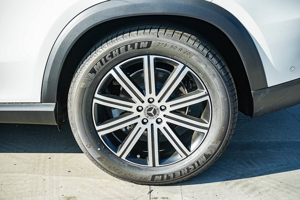 Thumbnail: 2026 Mercedes-Benz GLE - 6
