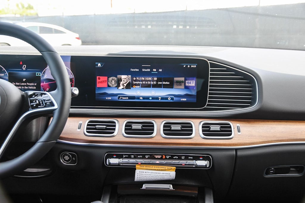 Thumbnail: 2026 Mercedes-Benz GLE - 13