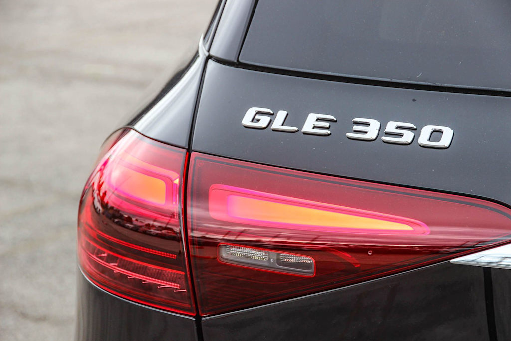 Thumbnail: 2026 Mercedes-Benz GLE - 18