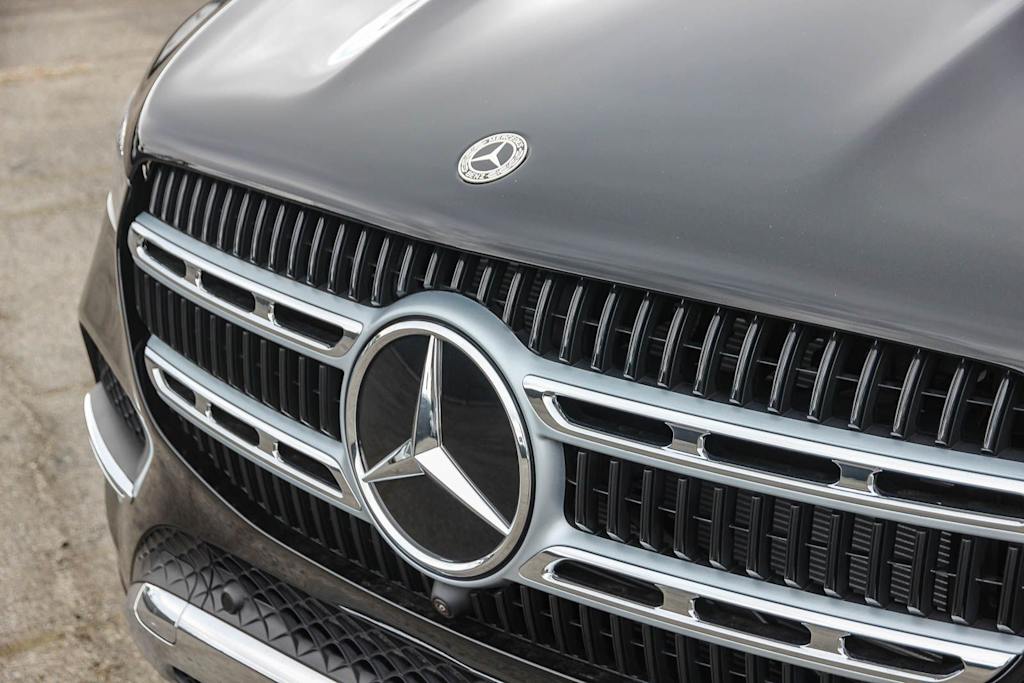 Thumbnail: 2026 Mercedes-Benz GLE - 6