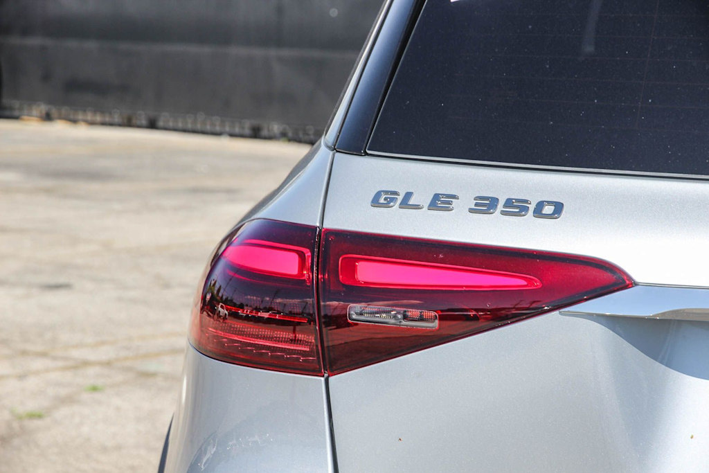 Thumbnail: 2026 Mercedes-Benz GLE - 18