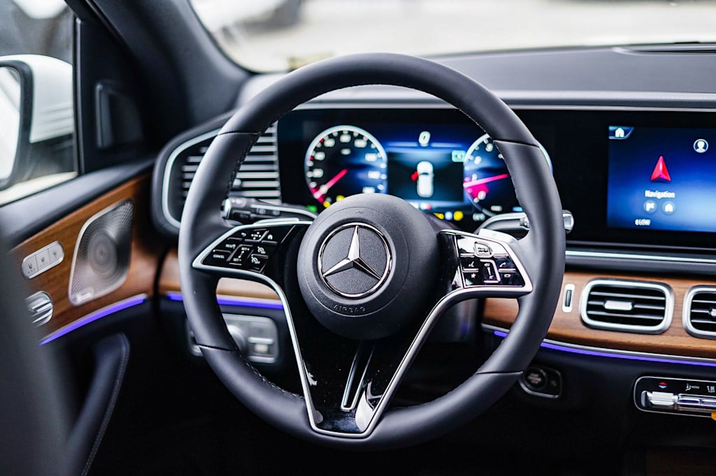 Thumbnail: 2026 Mercedes-Benz GLE - 8