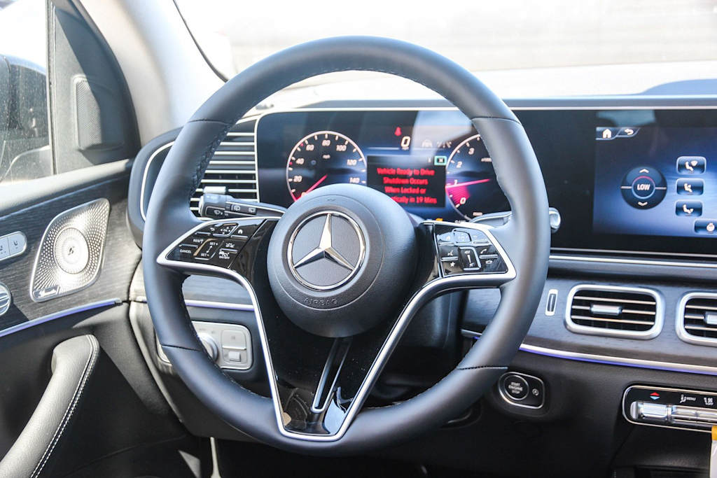 Thumbnail: 2026 Mercedes-Benz GLE - 9