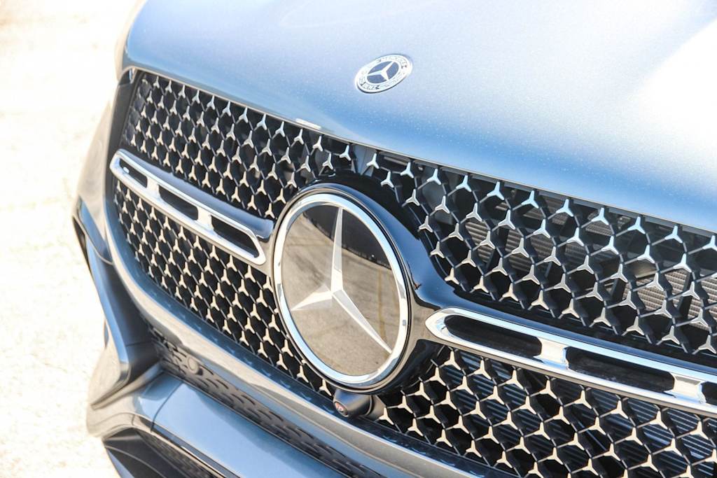 Thumbnail: 2026 Mercedes-Benz GLE - 6