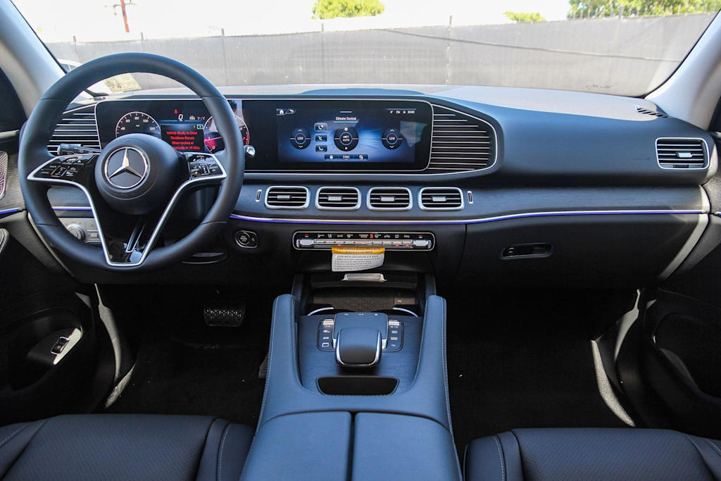Thumbnail: 2026 Mercedes-Benz GLE - 2