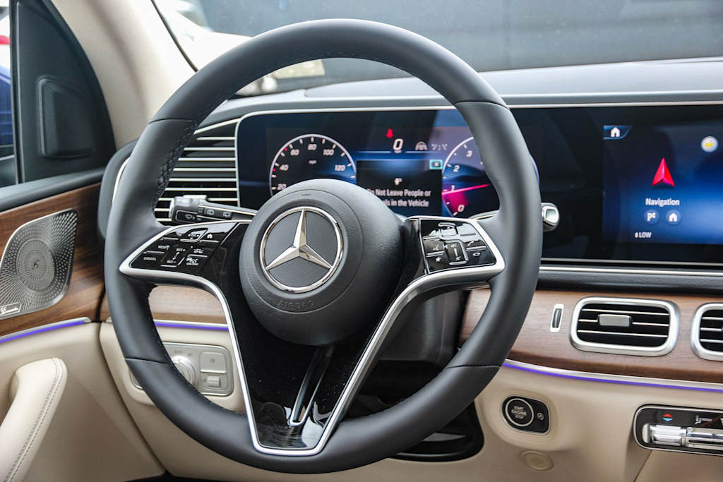 Thumbnail: 2026 Mercedes-Benz GLE - 9