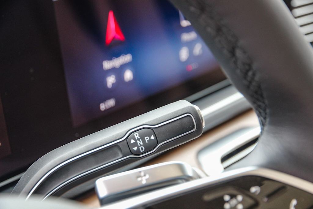 Thumbnail: 2026 Mercedes-Benz GLE - 22